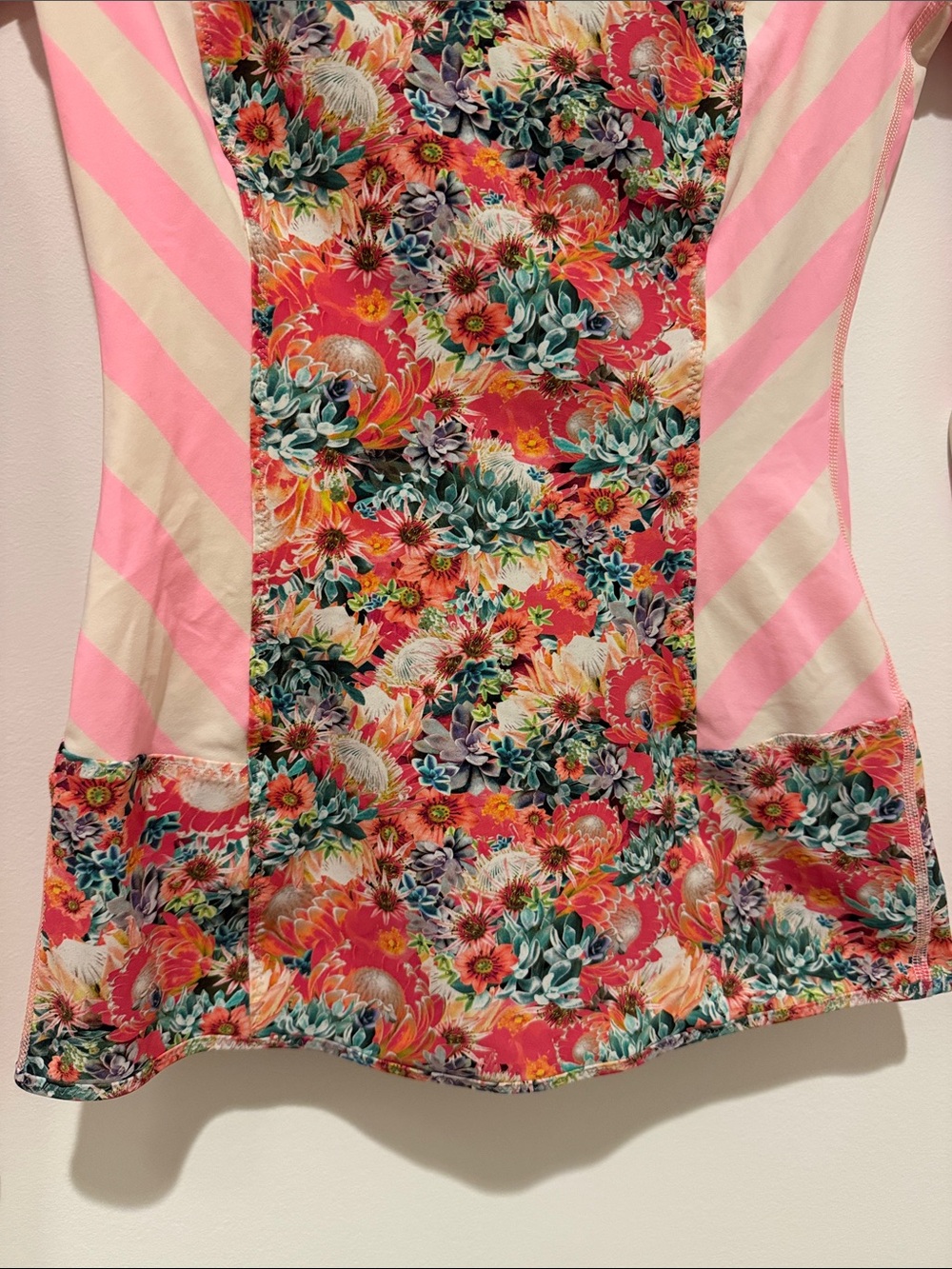 Lululemon 💖 - Picture 4 of 9